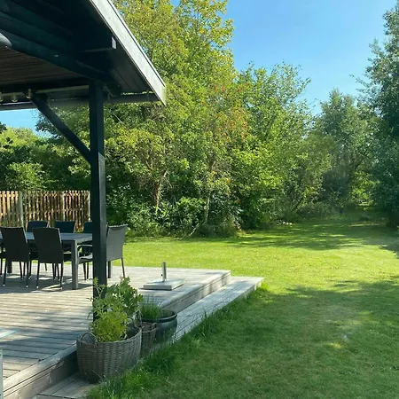Nordic-Style Summer House With Private Lake Nyaraló Frørup