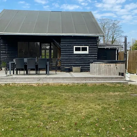 Nordic-style Summer House With Private