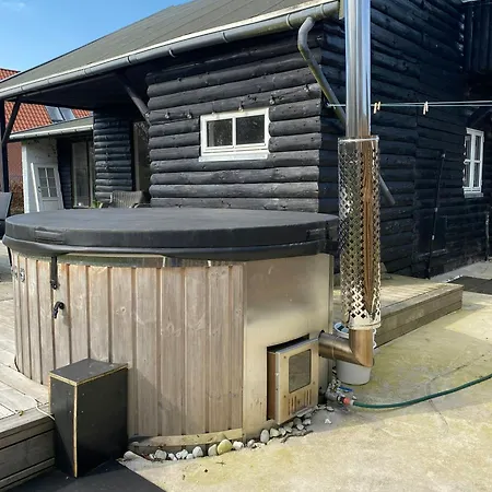 Hébergement de vacances Nordic-style Summer House With Private