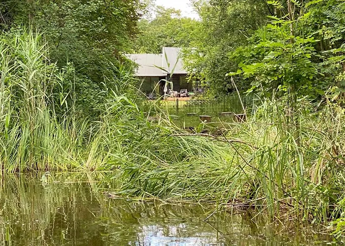 Nordic-style Summer House With Private 度假居